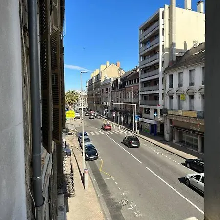 Appt De Standing Centre تارْب