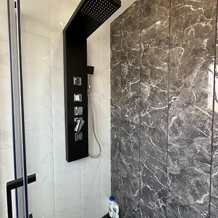 Appt De Standing Centre